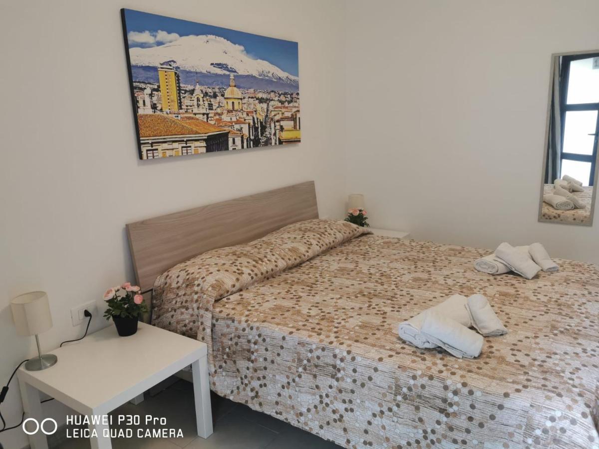Il Giardino In Centro Appartement Catánia Buitenkant foto