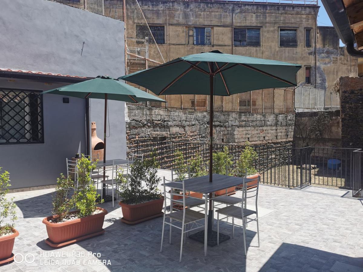 Il Giardino In Centro Appartement Catánia Buitenkant foto