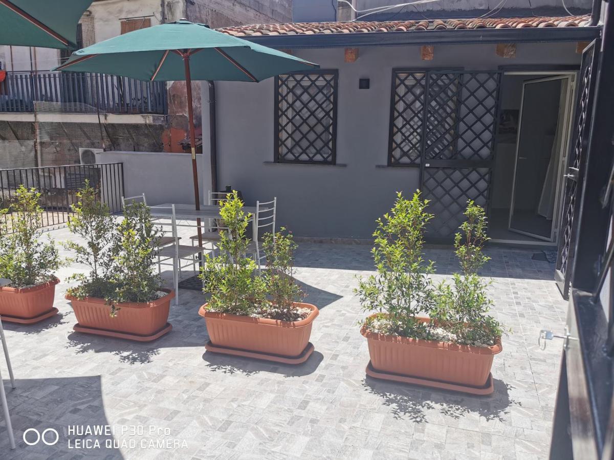 Il Giardino In Centro Appartement Catánia Buitenkant foto